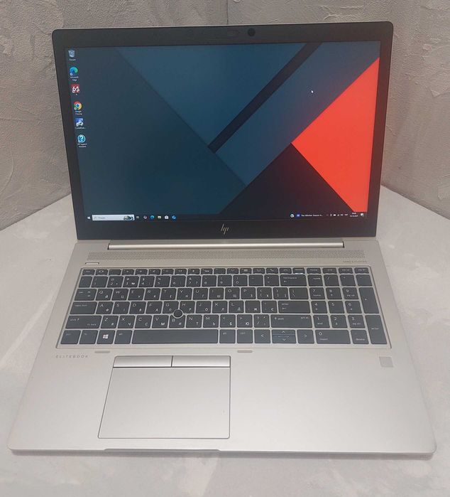 HP EliteBook 850 G5 (i7-8650U / 16 GB / 256 SSD /15.6"  FHD)