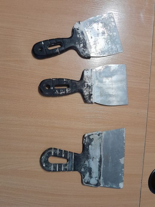 Продам шпатель є декілька