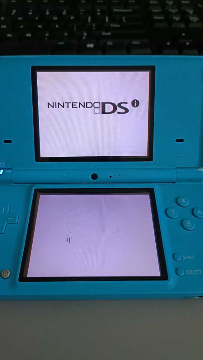 Nintendo DSi Niebieski sprawny