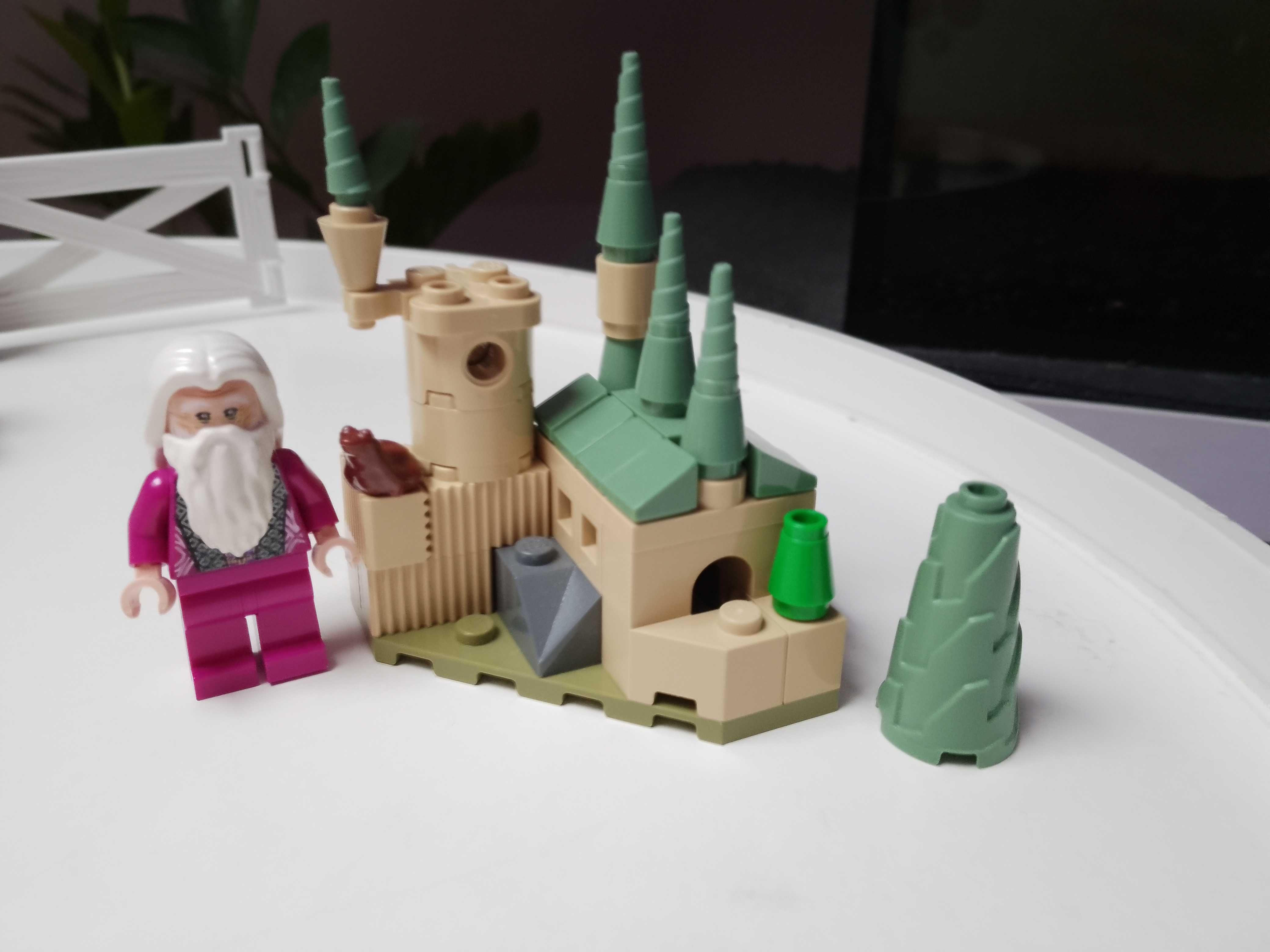 Lego zamek Hogwart + figurka Albus Dumbledore