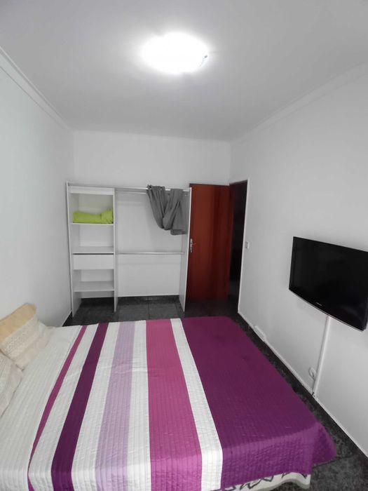 Quarto para arrendar em Almada