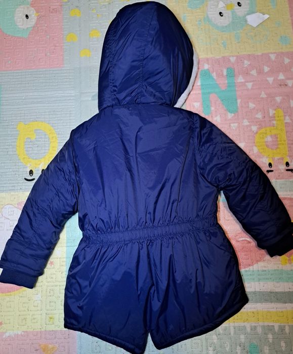 Нова зимова куртка для дівчинки