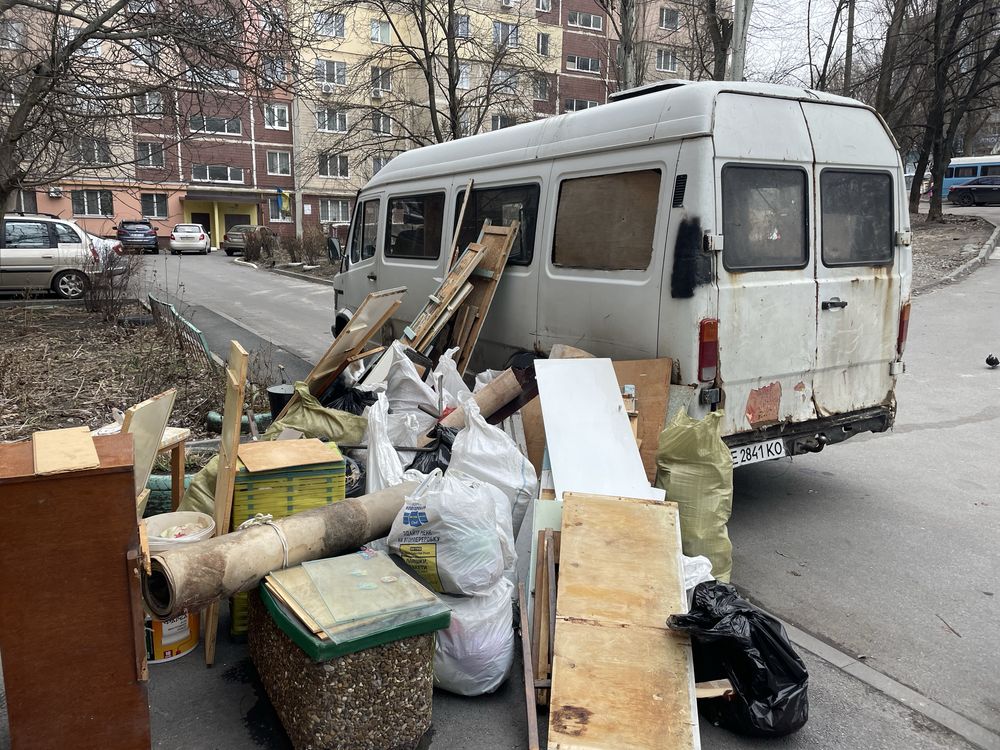 Вывоз мусора с квартиры гаража сарая