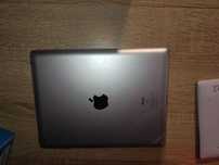 Apple iPad  air.