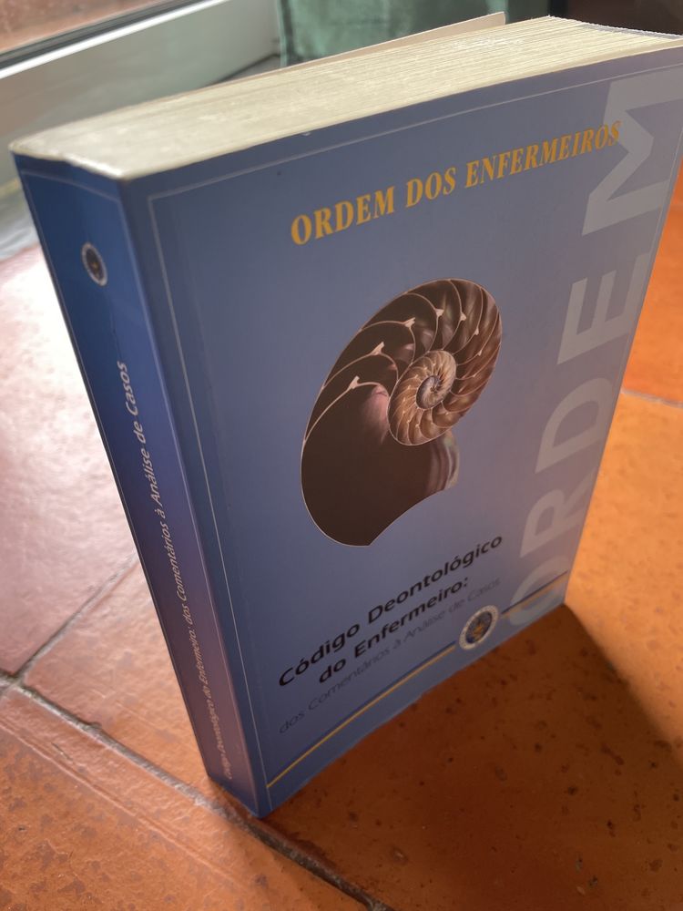 Codigo deontologico do enfermeiro