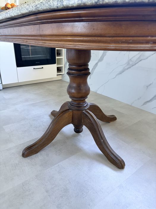 Mesa Pedra com 4 Cadeiras