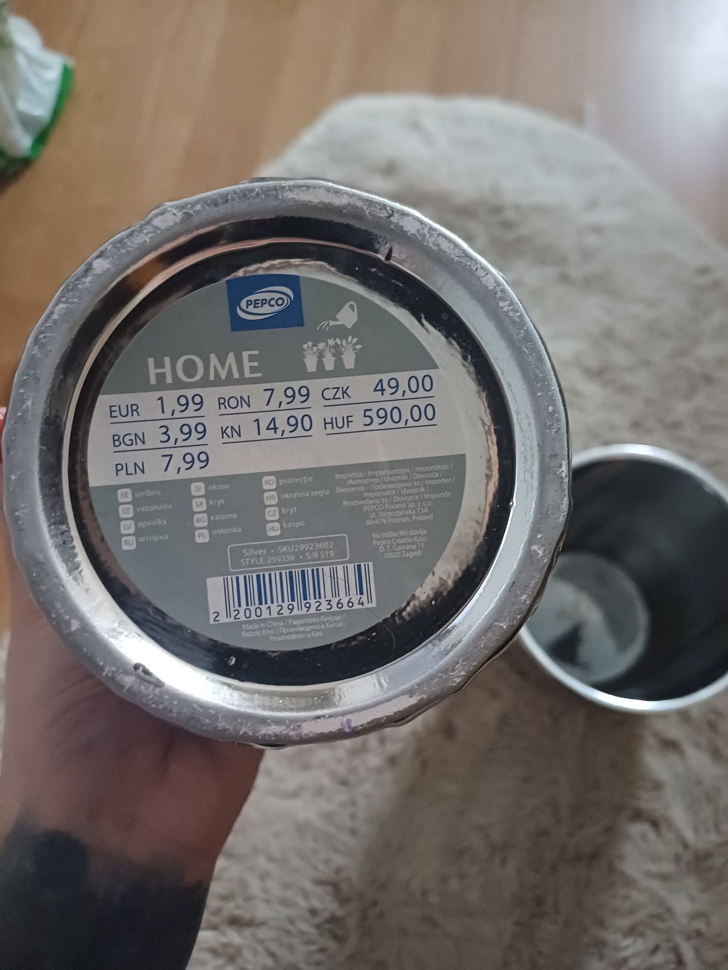 Dwie osłonki Pepco