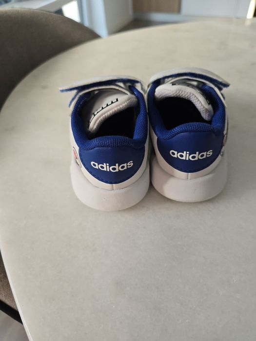 Sapatilhas Adidas Marvel Homem Aranha bebé/criança como novas