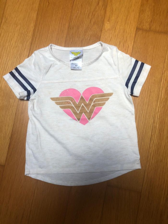 T-shirt wonder woman