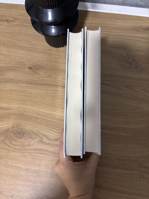 Комплект книг Він та Ми
