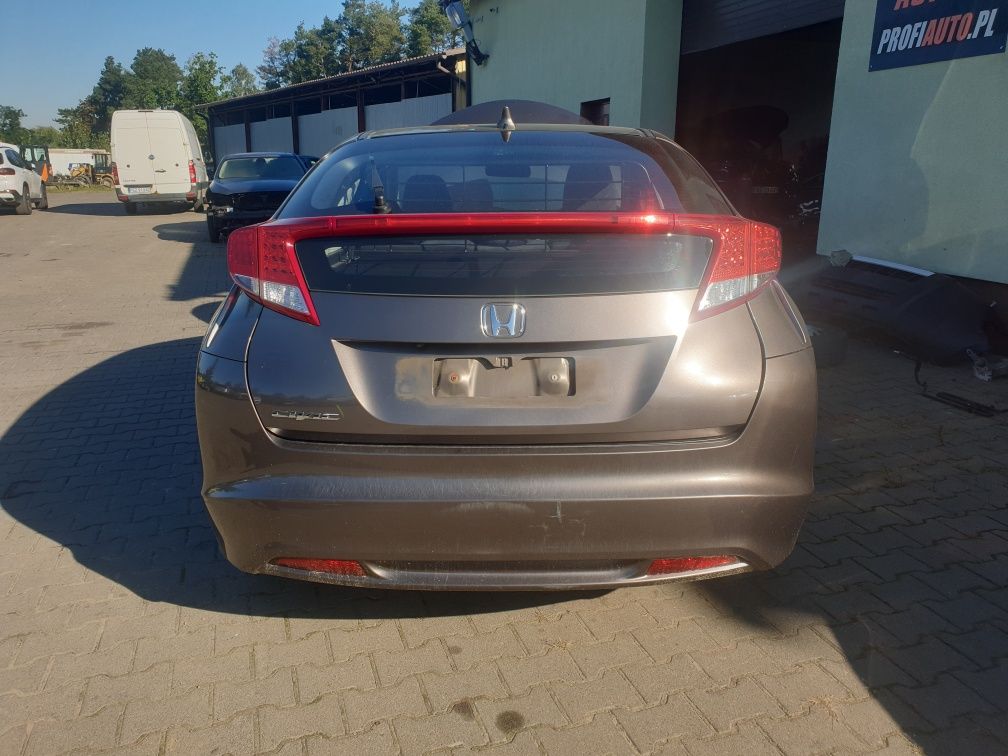 Honda civic IX klapa tył ładna w kolor YR578M