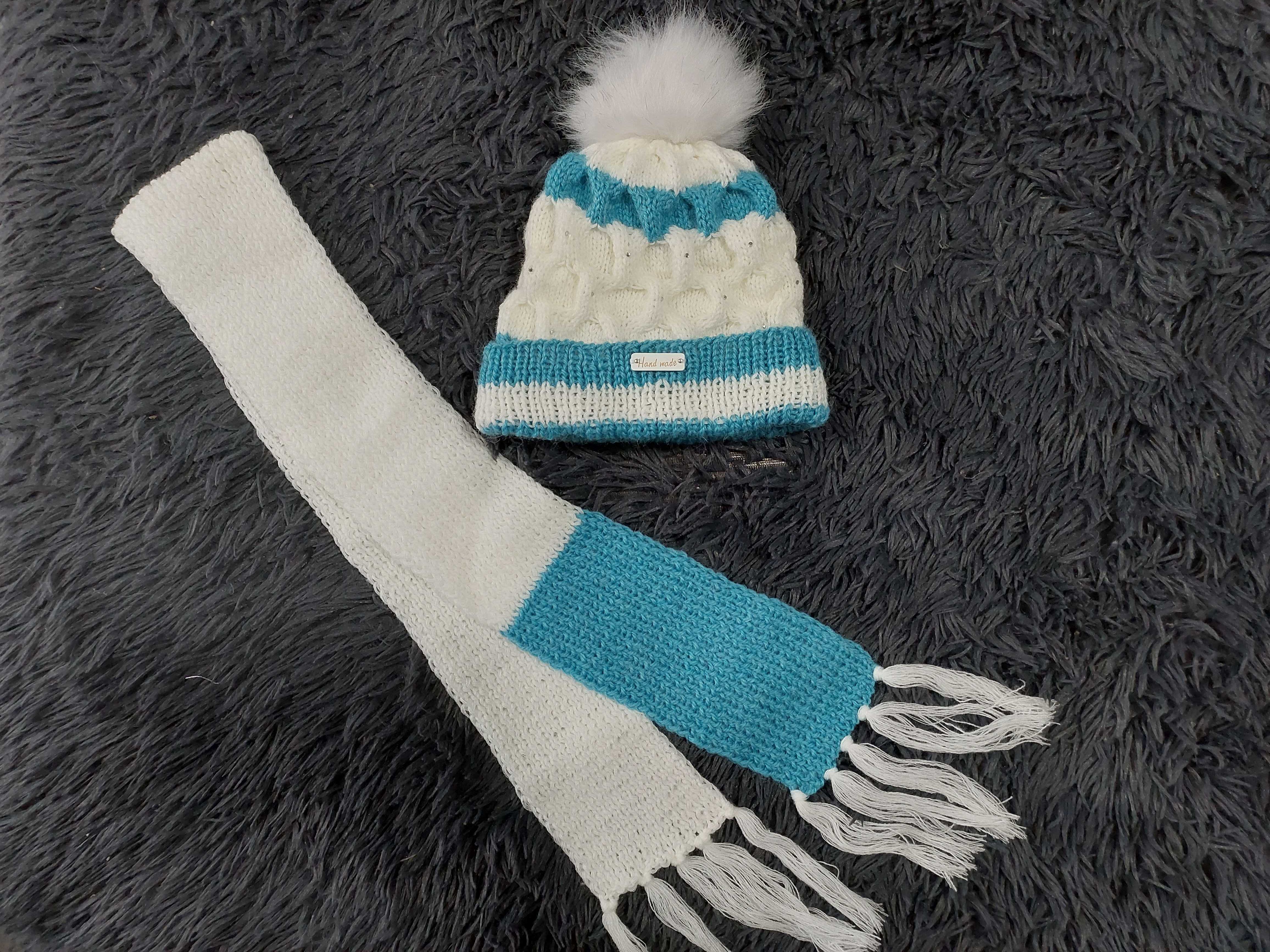 Вязаные шапка и шарф на девоку 2-3 годика
