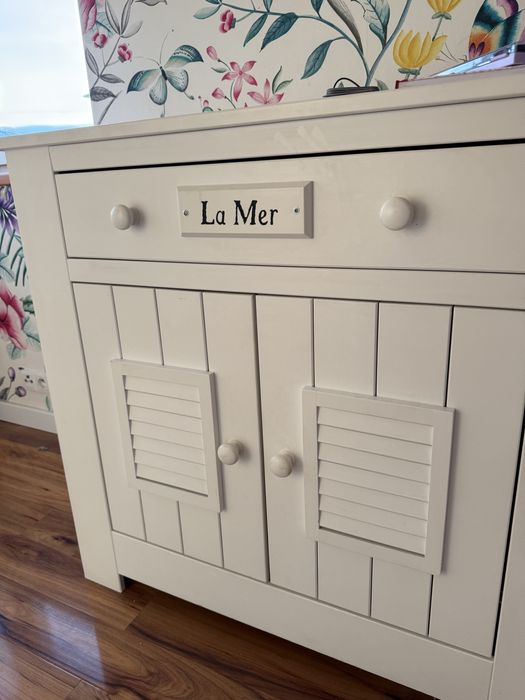 Meble Pinio Marsylia drewniane