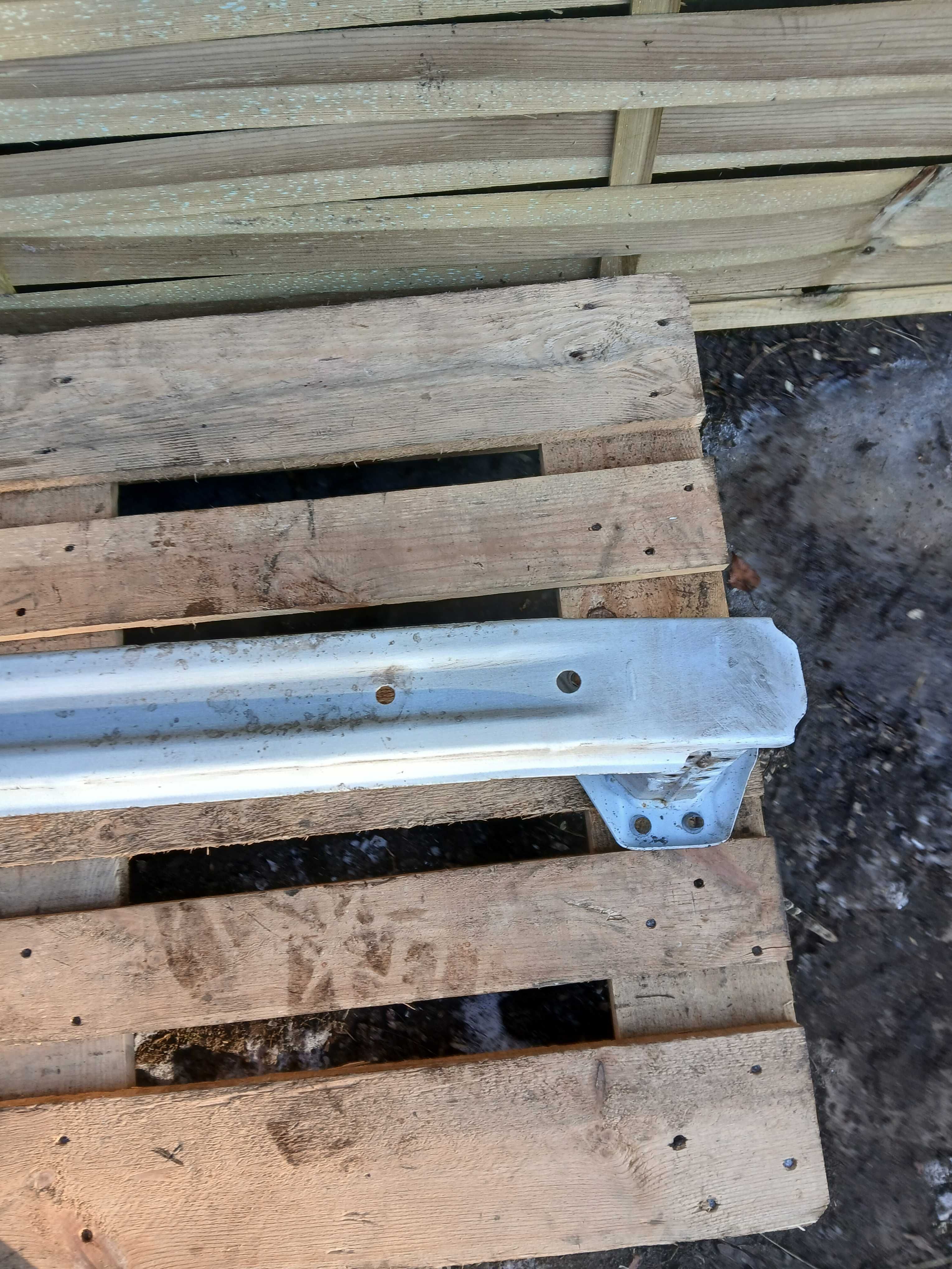 Belka pod zderzak tyl tylny Toyota C-hr CHR 16-23 kolor 040