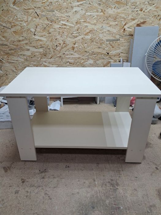 Журнальний столик новий