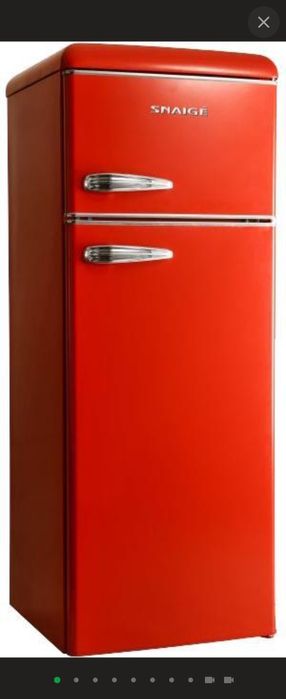 Срочно продам ретро  холодильник красный, в хорошем состоянии