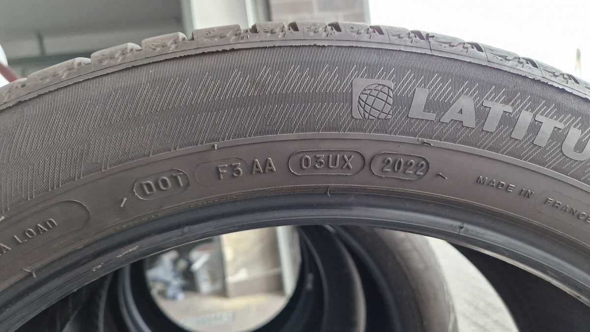 Opony Michelin 255/45R20 105 V XL