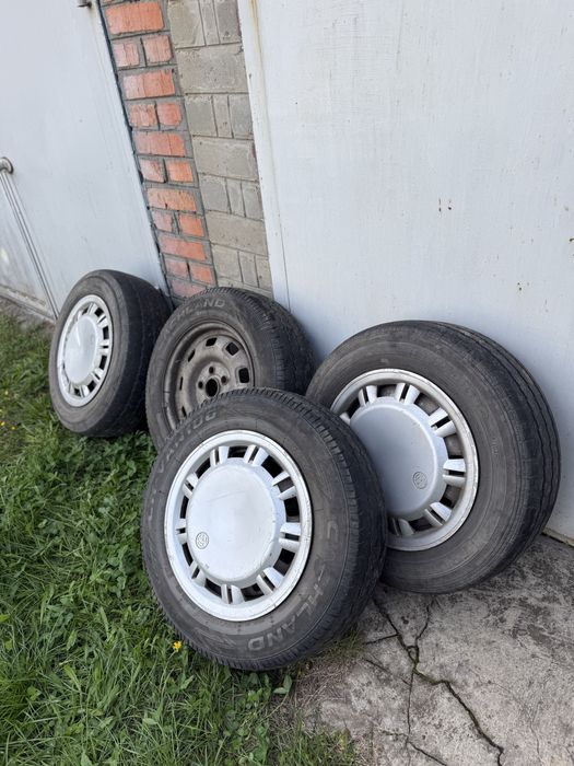 Комплект дисков с резиной VW 5 112 5/112 T4 195/70/15