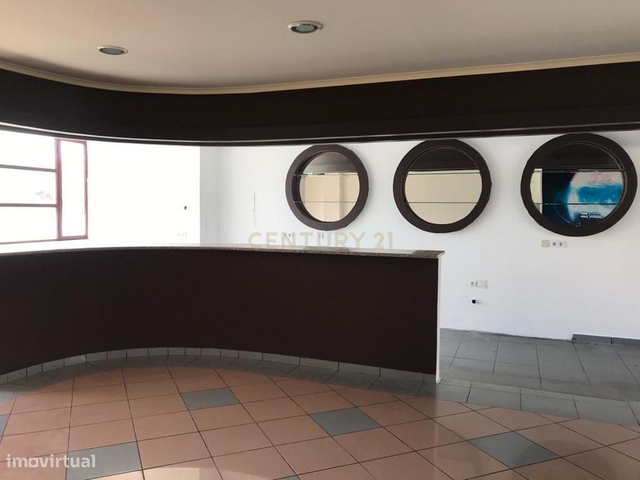 Loja em Vila Real - Oportunidade Única por 100.000€