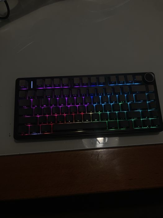 Teclado Mecanico Aula F75