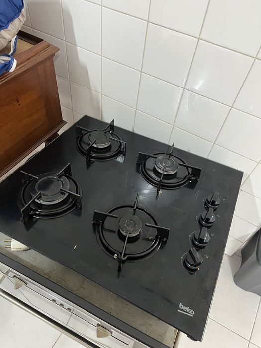 Forno Eletrico + placa a gas + placa vitroceramica