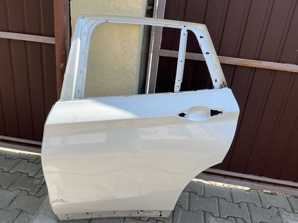 Задняя левая дверь bmw x1 f48 a96