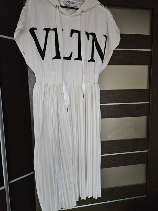 Sukienka Valentino r. S/M