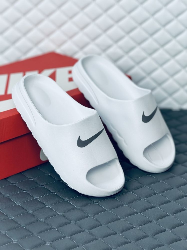 Белые мужские шлёпанцы Nike Calm Slide шлепки Найк калм