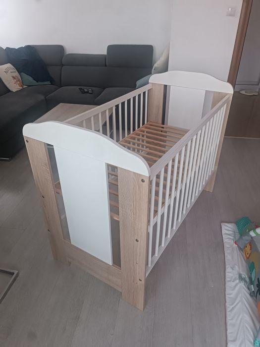 Łóżeczko dziecięce/ niemowlęce