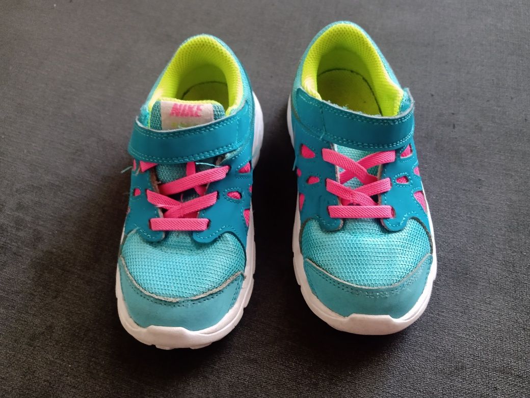 r. 27  Nike sneakersy na rzepy dla dziewczynki niebieskie leciutkie