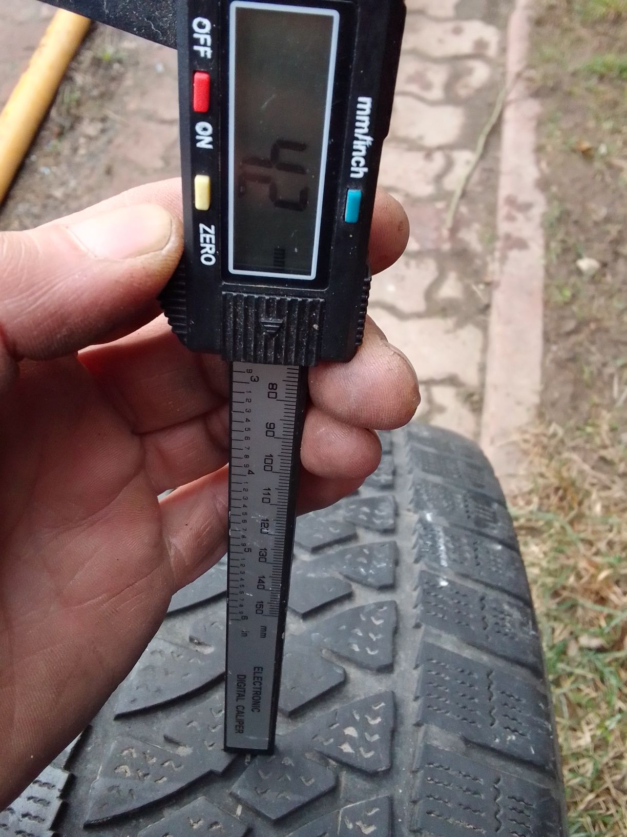 2 Opony zimowe 235/65r16C BRIDGESTONE 2018r