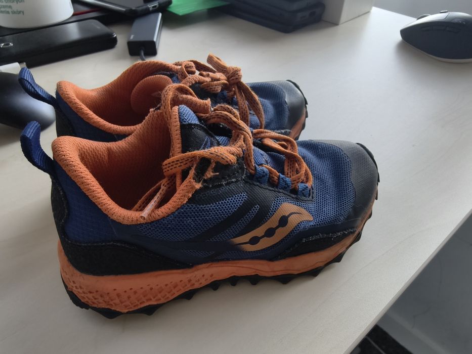Buty dziecięce Saucony peregrine rozm. 37