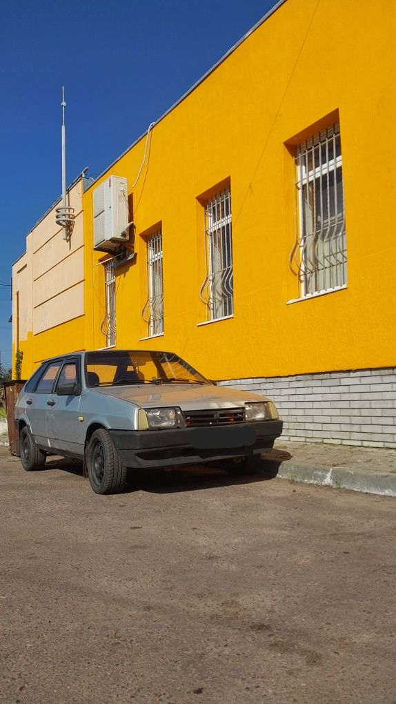 Ваз 2109 (1.3 газ/бензин) цілу або під розбор