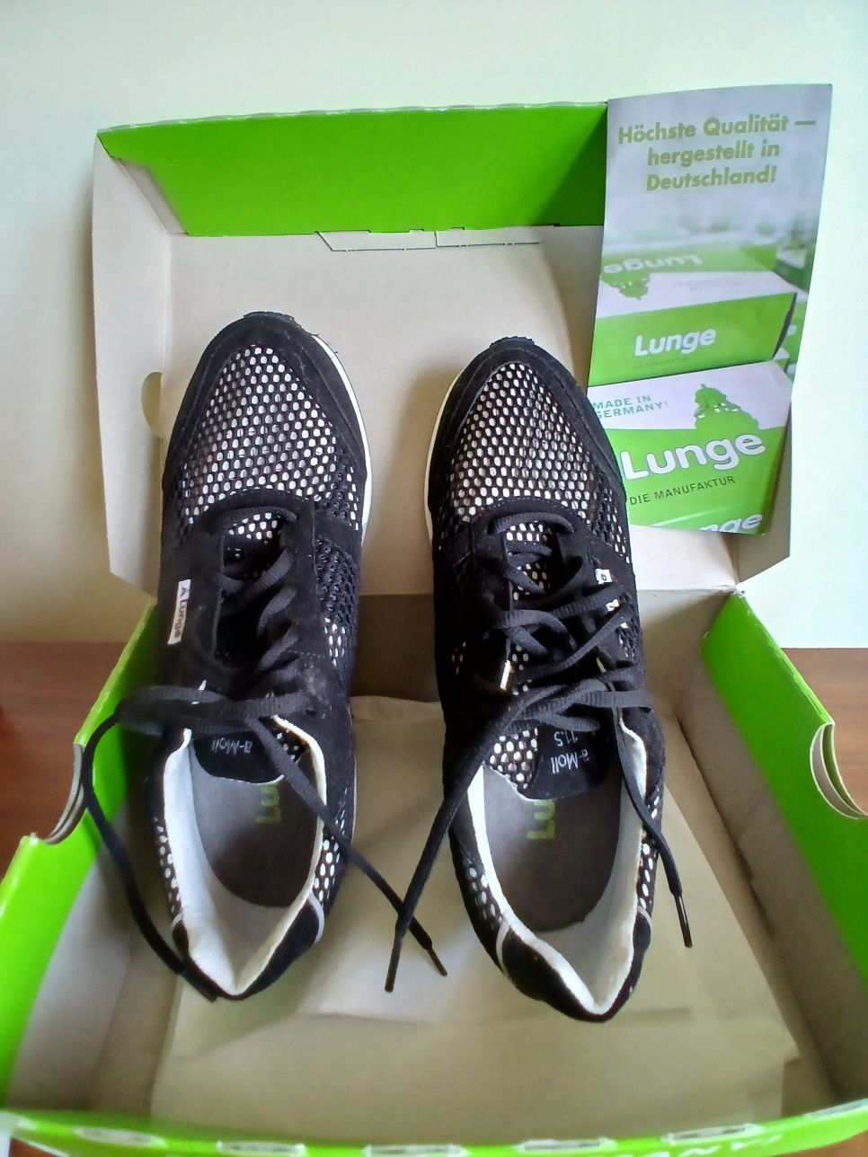 Nowe oryginalne Lunge buty do biegania nowe wartość 217 euro
