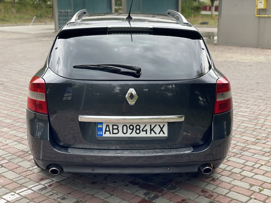 Renault Laguna 3 2.0 дизель Автомат