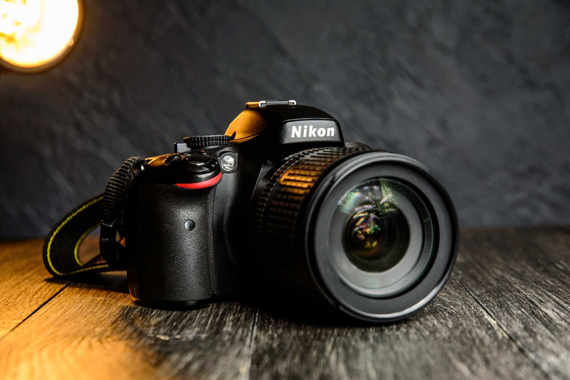 Nikon D5100 + 18-105 f/3.5-5.6G VR