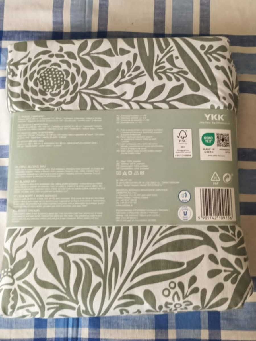 Komplet pościeli w wzorek liści Smukee 200 x 220 mikrofibra