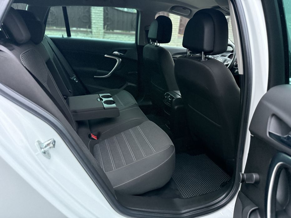 Розмитнений Opel Insignia з Німеччини