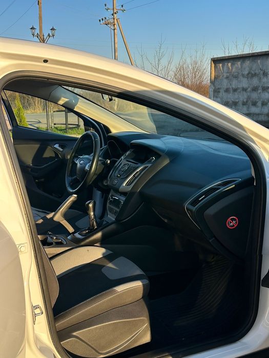 Продам свій приватний автомобіль перший власник від салону