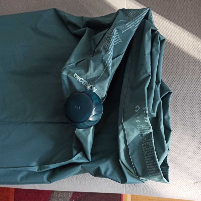 Materac kempingowy Quechua Air Comfort 140 cm 2-osobowy + pompka