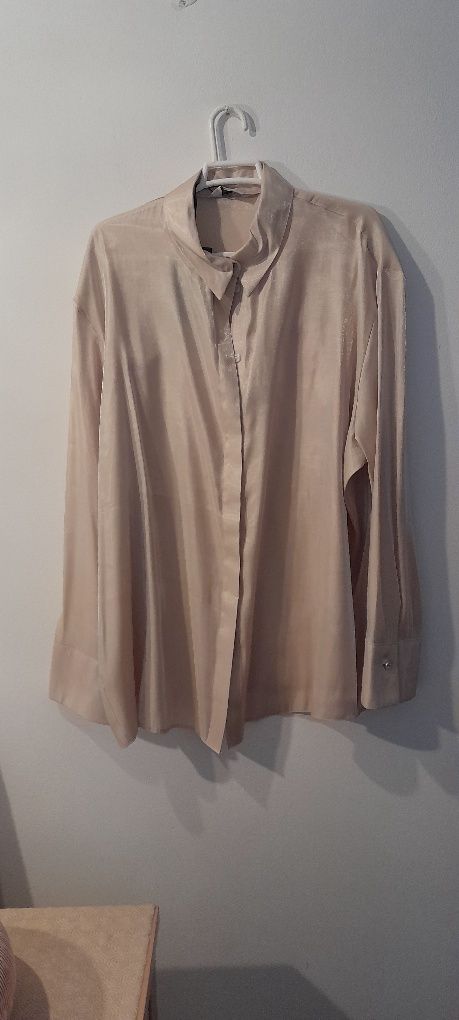 Camisa nova com etiqueta