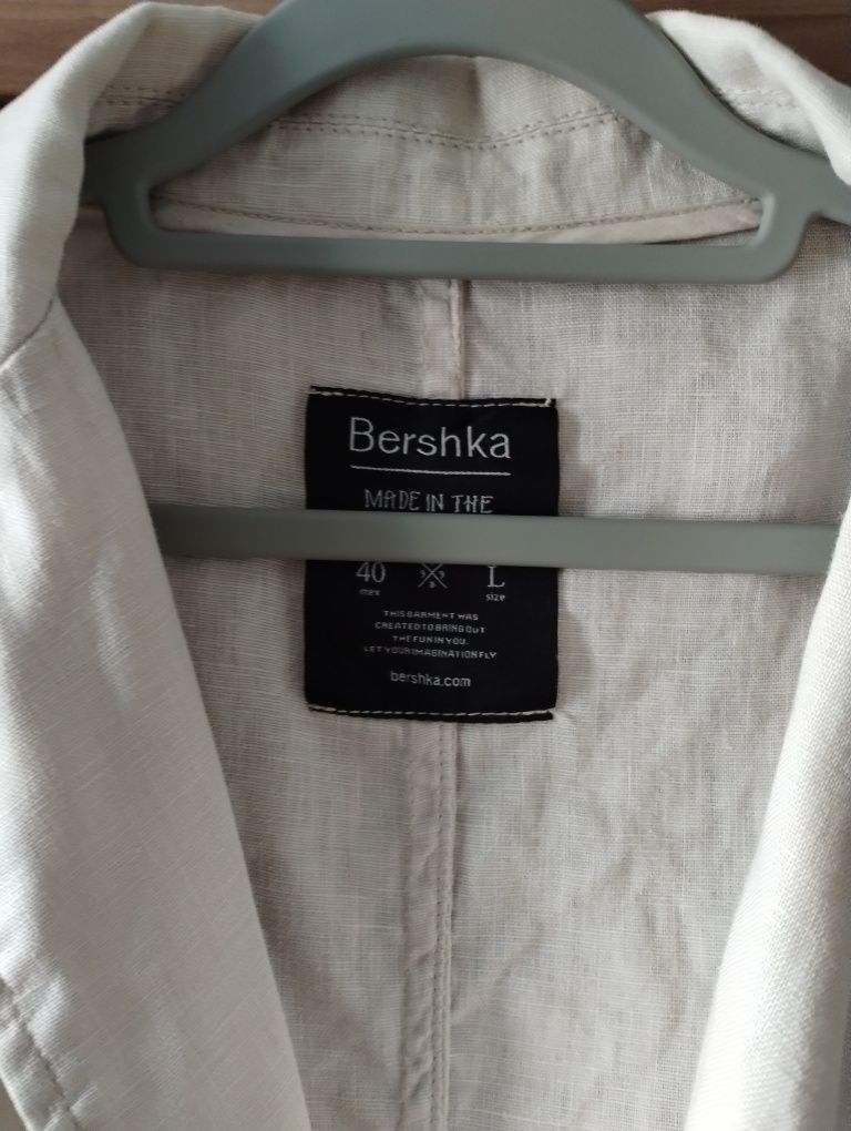 Marynarka Bershka