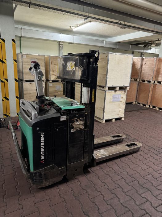 Wozek Paletowy widlowy platformowy Mitsubishi Paleciak elektryczny