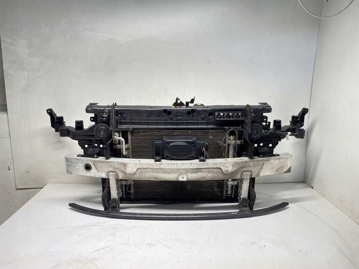 Kia Niro 2 передня панель,телевізор