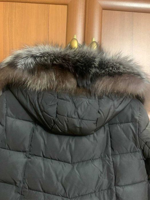 Женская зимняя куртка с чернобуркой