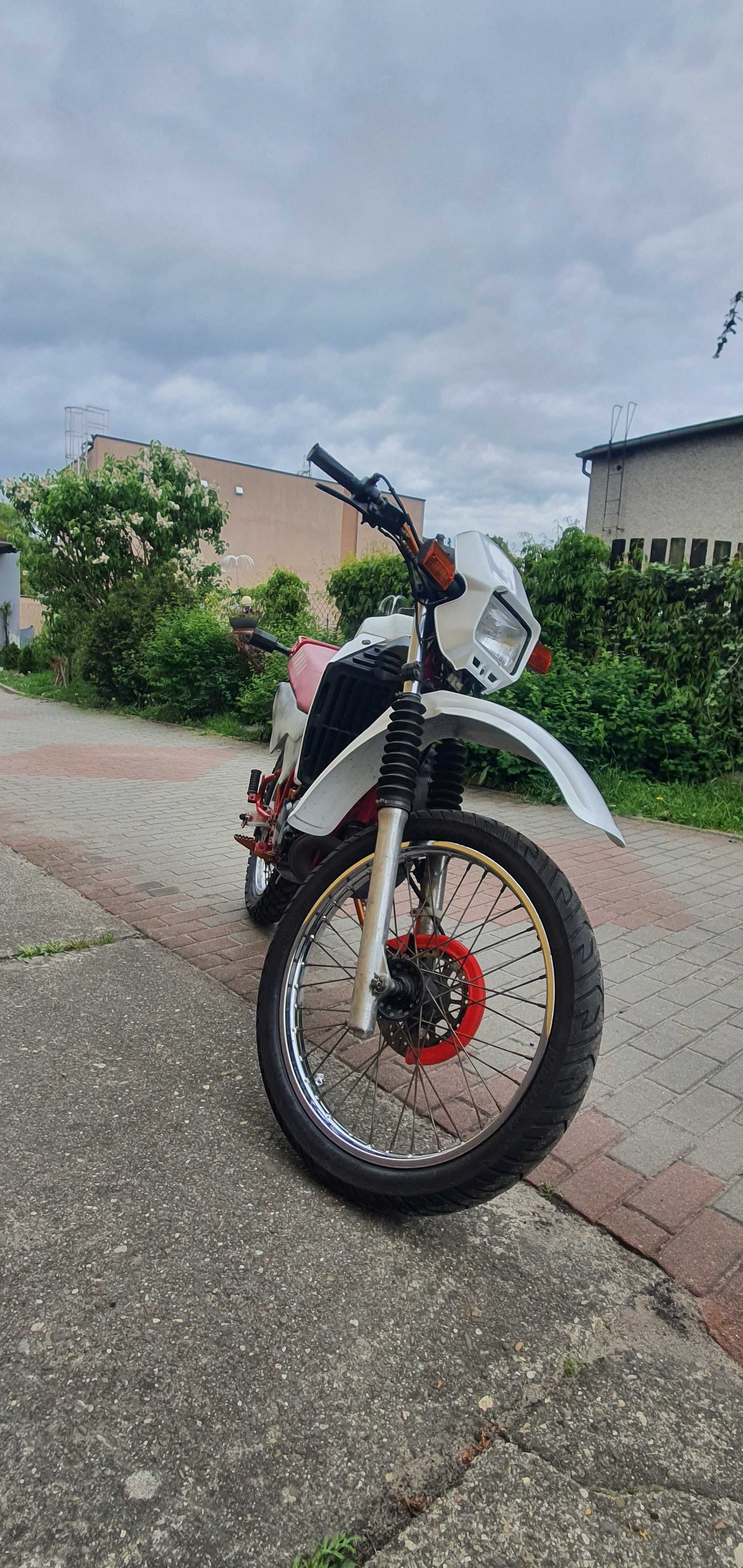 Yamaha DT 125 !!!