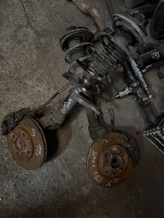 Suspensao/manga deixos citroen saxo 1.5D