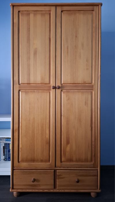 Szafa sosnowa z szufladami