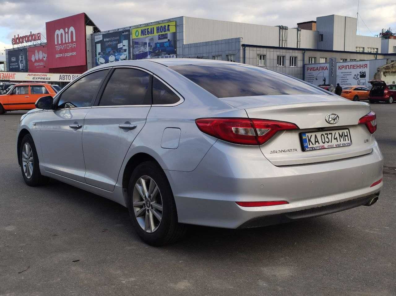 Hyundai Sonata 2016 LFсірого кольору