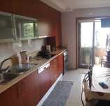 Alugo quarto individual a estudante, em T3 partilhado